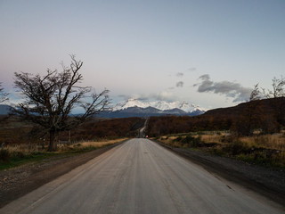 初一上地理南极洲的自然环境手抄报